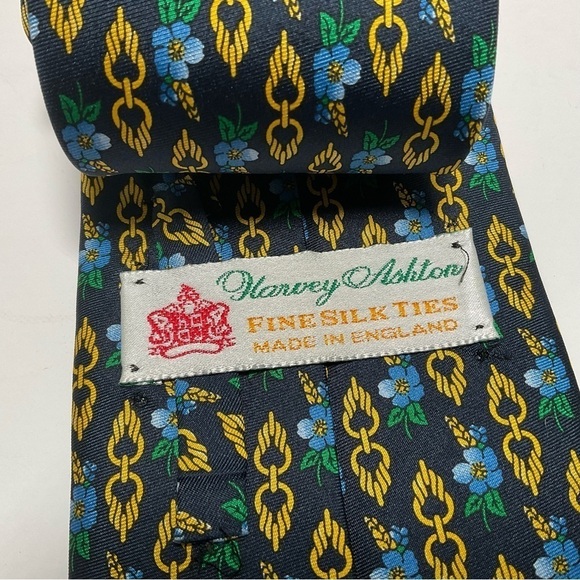 Vintage Silk Tie Hawaiian Flower Print Navy Blue Yellow Harvey Ashton - Picture 4 of 9
